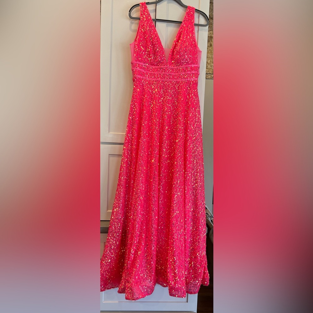 Faeriesty electric pink sequin